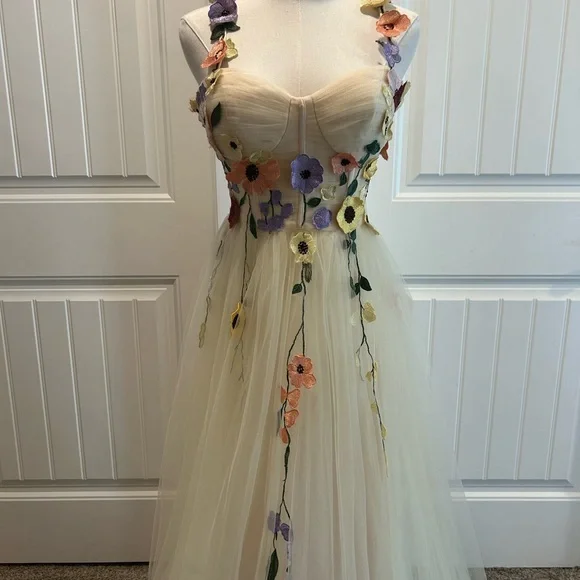 Floral Embellished Tulle Prom Gown - Picture 2 of 9